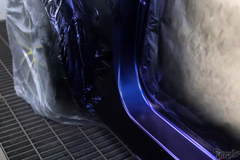 BMW X3. Установка обвеса и окрас в сине-фиолетовый перламутр.